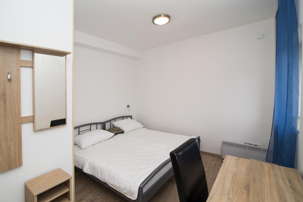 Hostel Bordada Kraljevica Zewnętrze zdjęcie